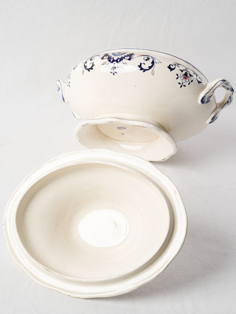 Refined period revival tureen