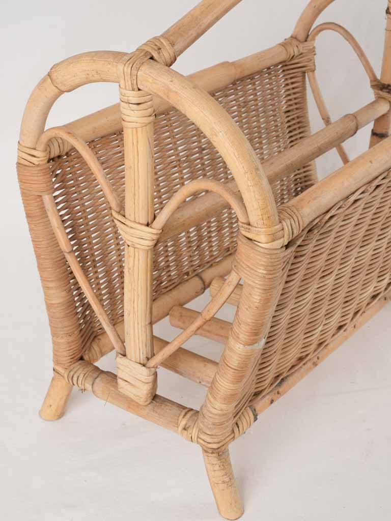 Handmade bamboo wicker periodical stand