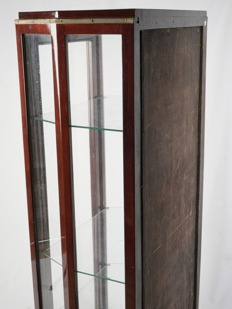 Art deco mirrored-back display case