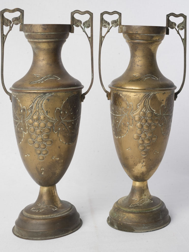 Nostalgic openwork handle vases