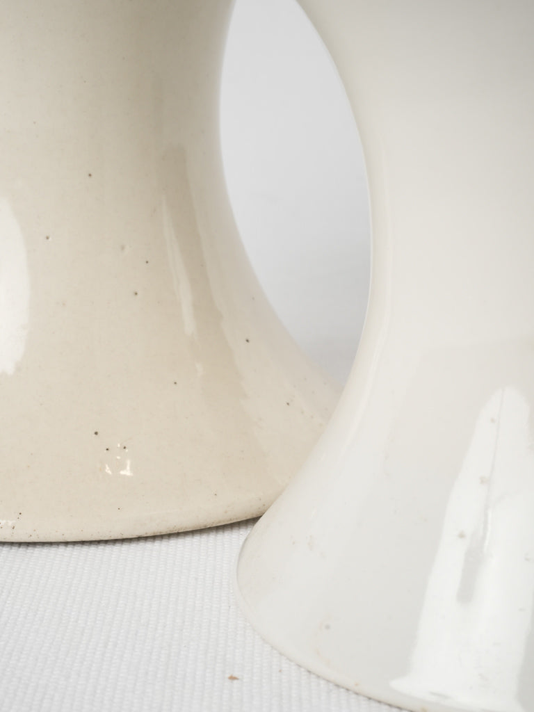 Premium white spindle earthenware vases