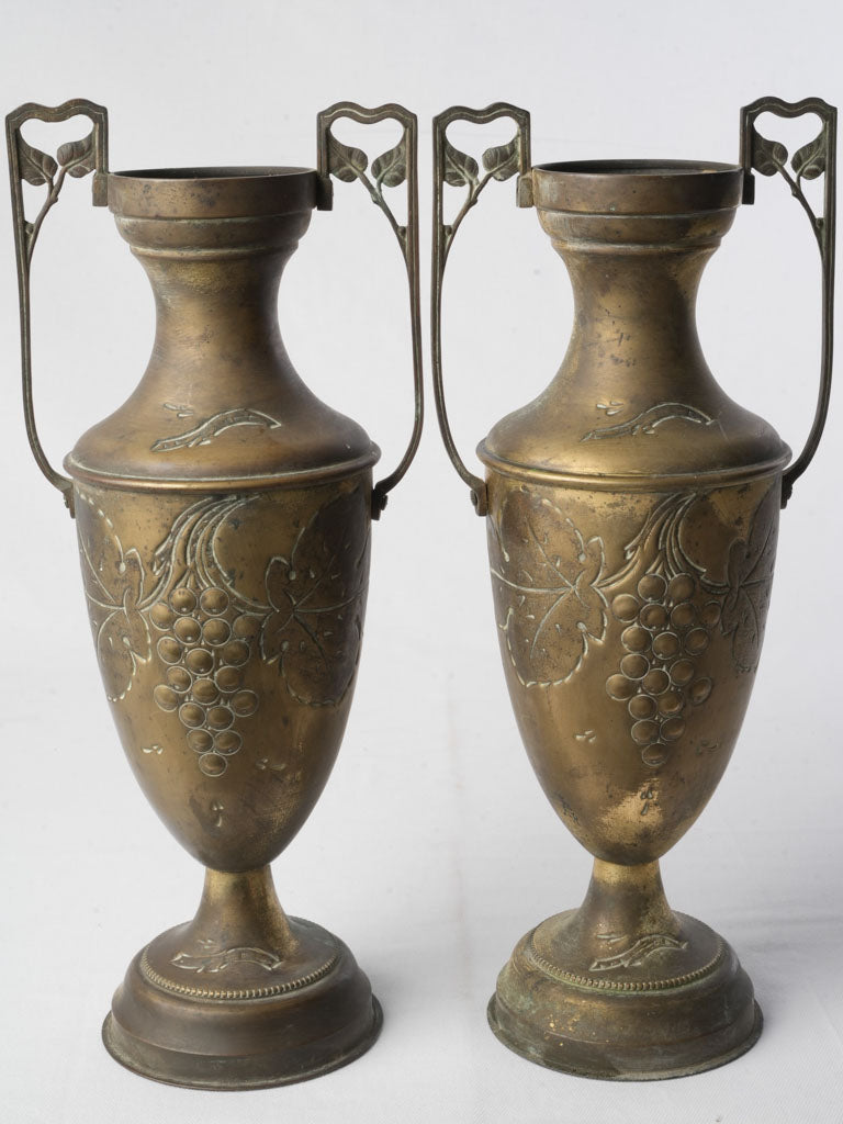 Authentic mellow-tone amphoras