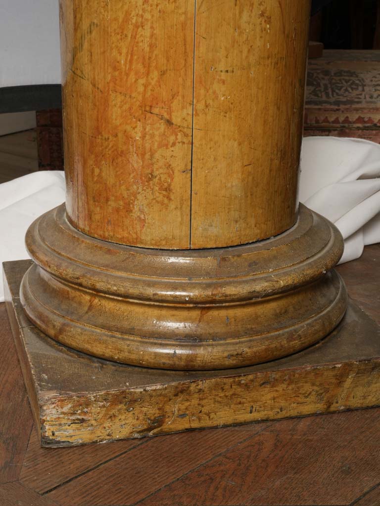 Timeless elegance late 19th-century lamp