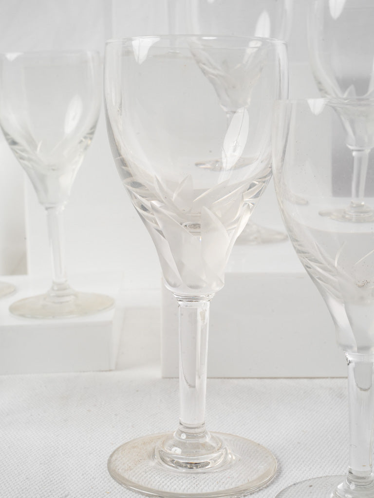 Classic clear decorative stemware