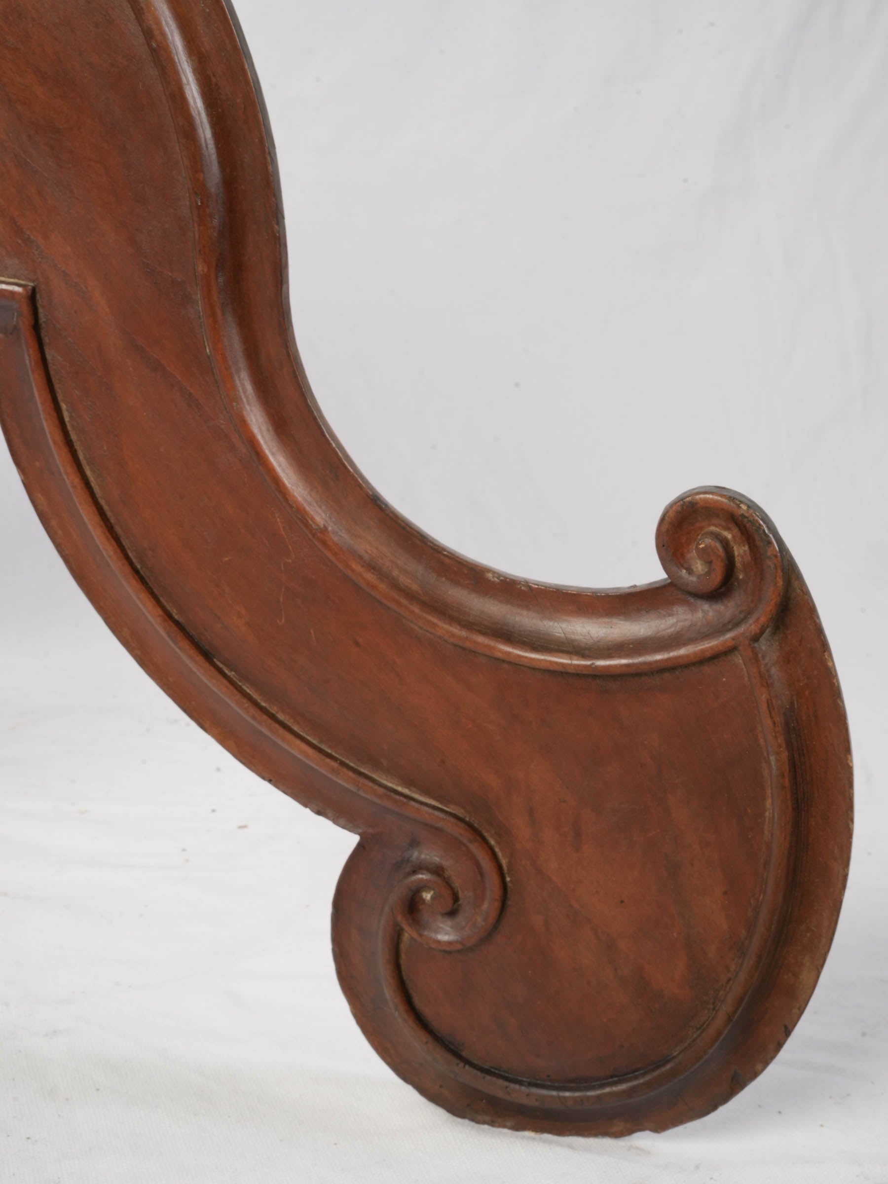 Graceful Italian double-sided reading stand