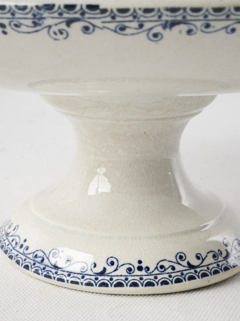 Exquisite late 19th-century plate