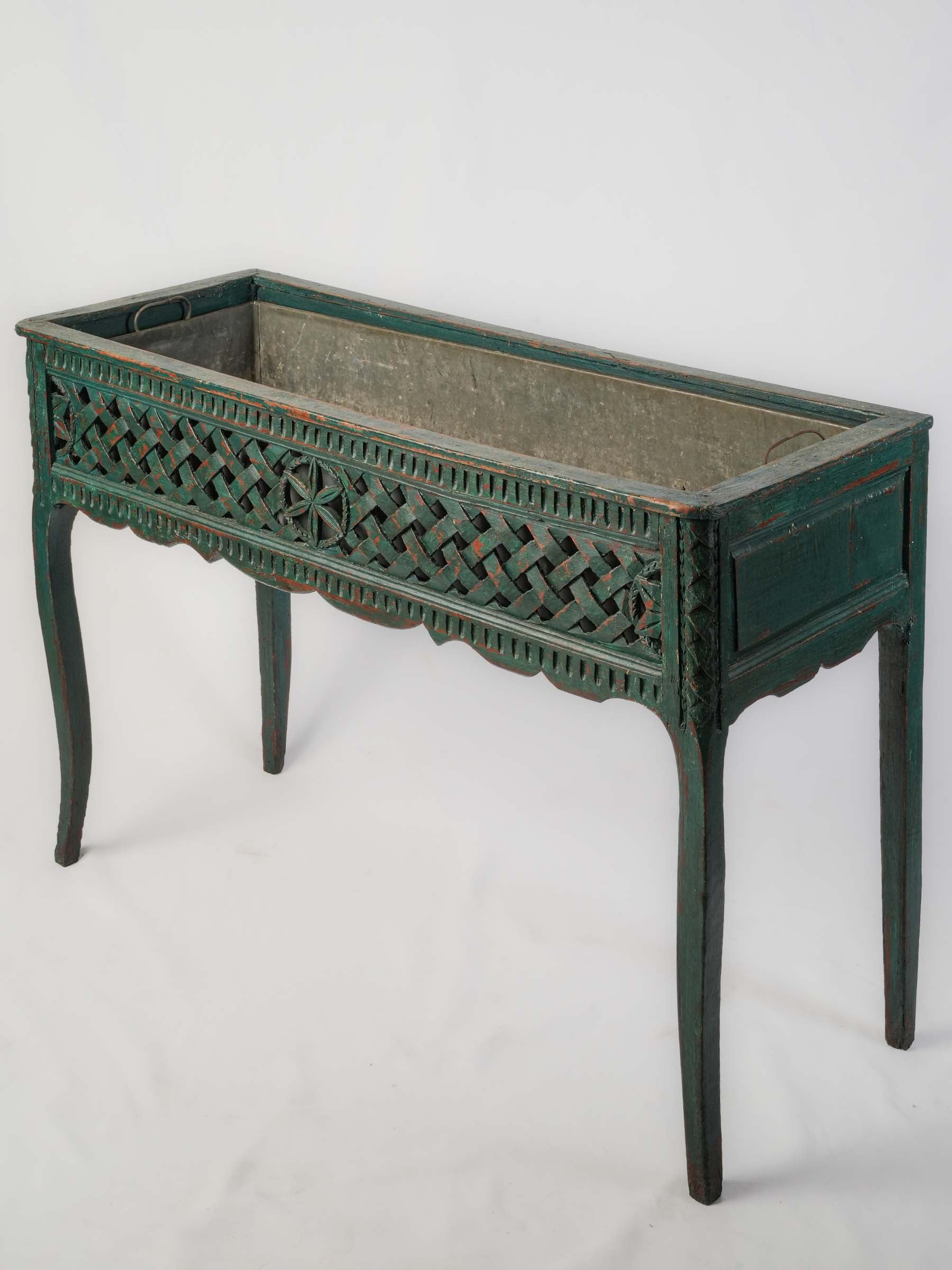 Chic late 19th-century jardinière