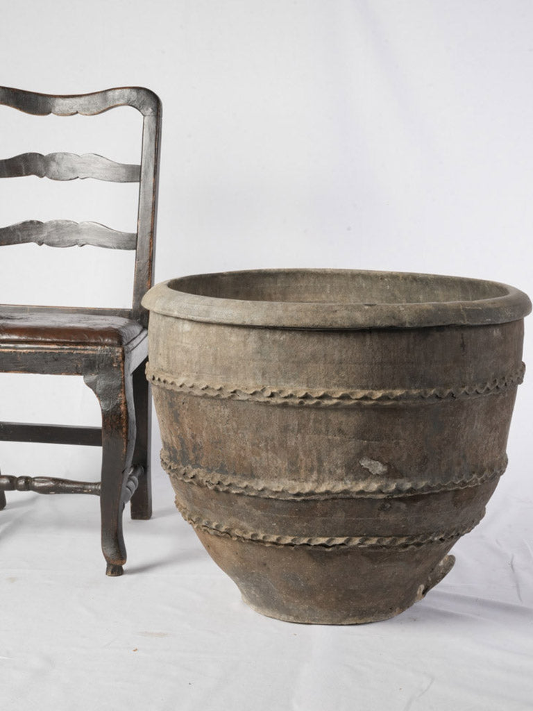 Monumental 18th Century Spanish Black Clay Jar - 22½"