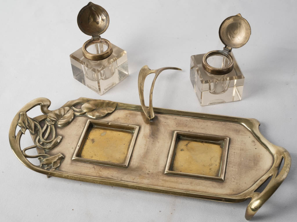Artistic sinuous edge brass inkwell