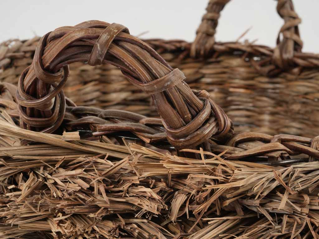 Nature-inspired wicker bird nest