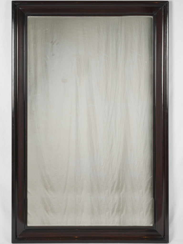 Grand black lacquer mirror