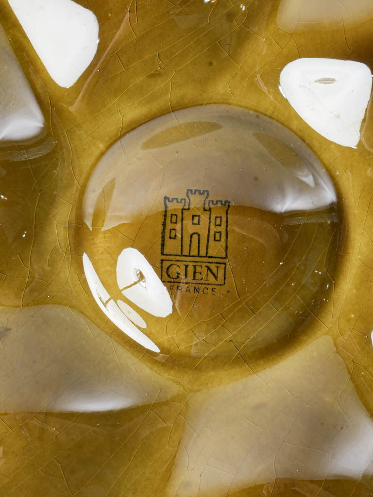 Decorative intricate design dishes