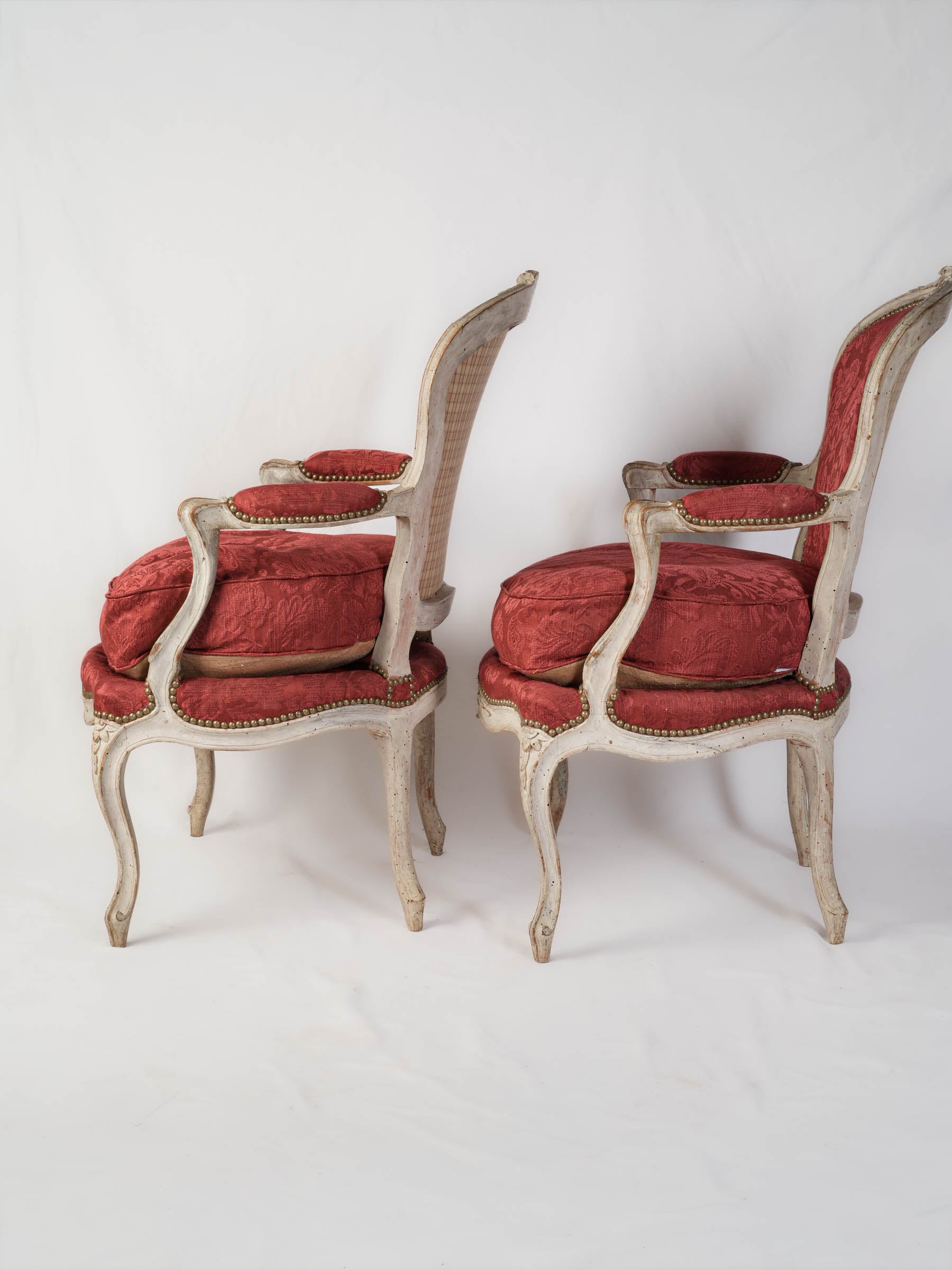 Aged patina painted furniture