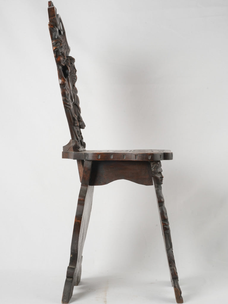 Elaborate Italian sgabello hall chair