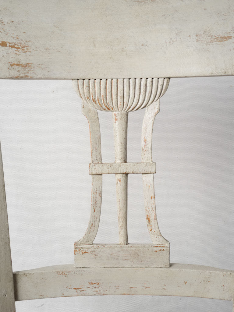 Transitional style elegant seating