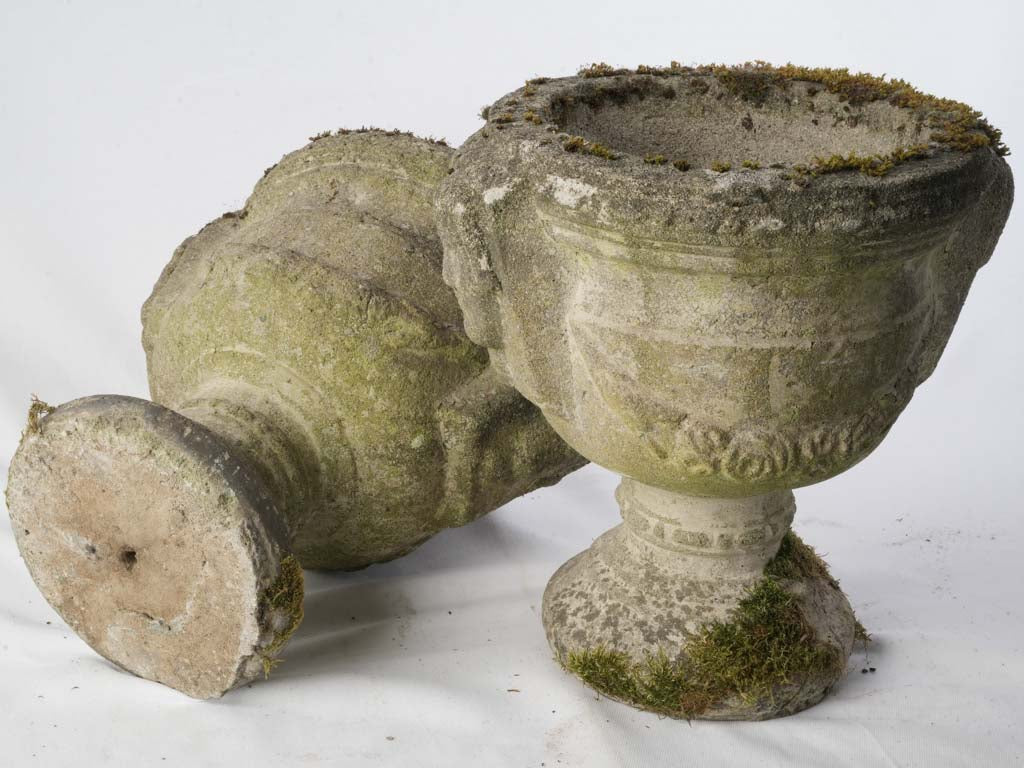 Naïve head ornamented urn