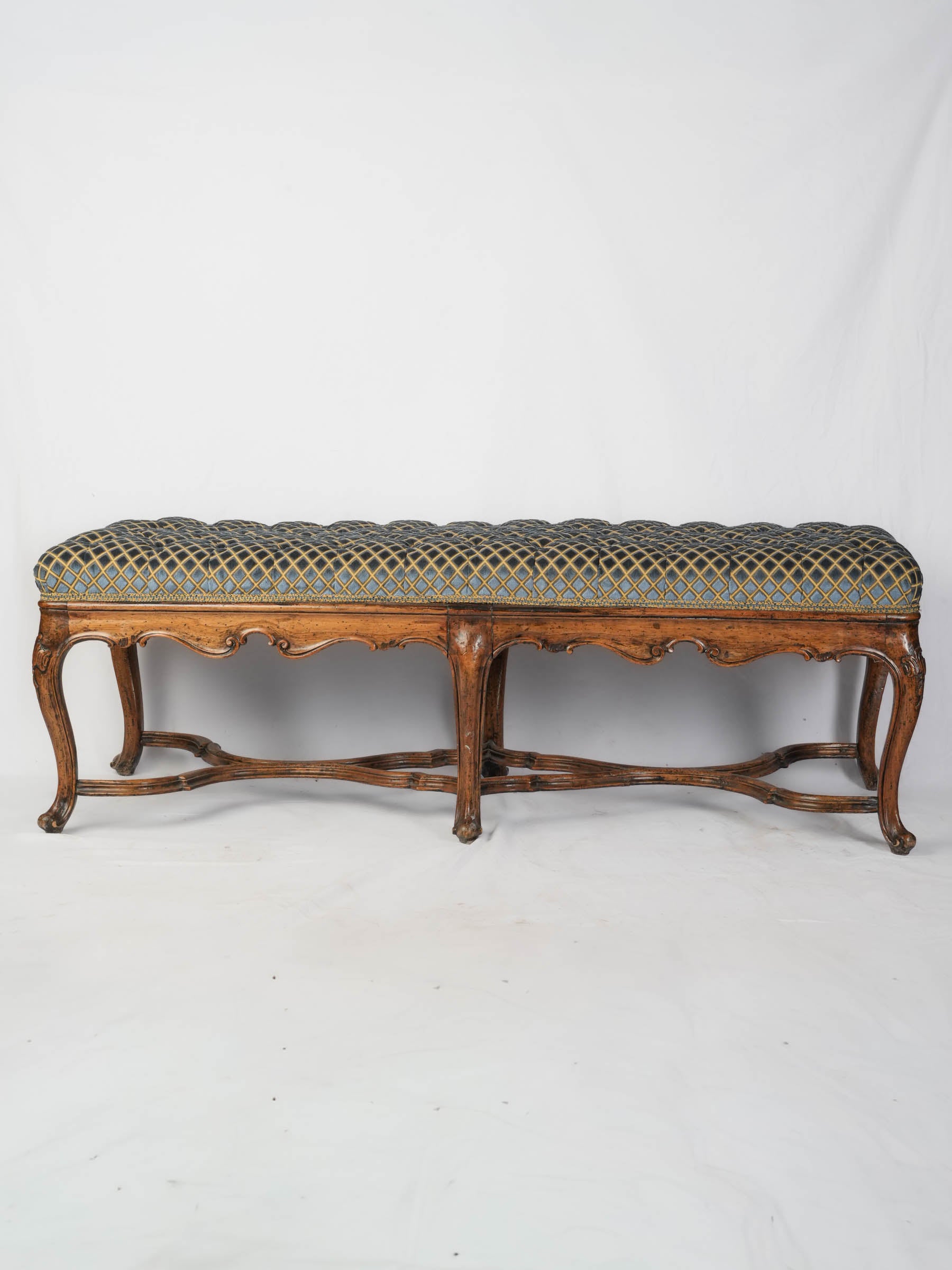 18th-Century Walnut Rococo Banquette w/ Modern Tufted Velvet Upholstery - 54¾"
