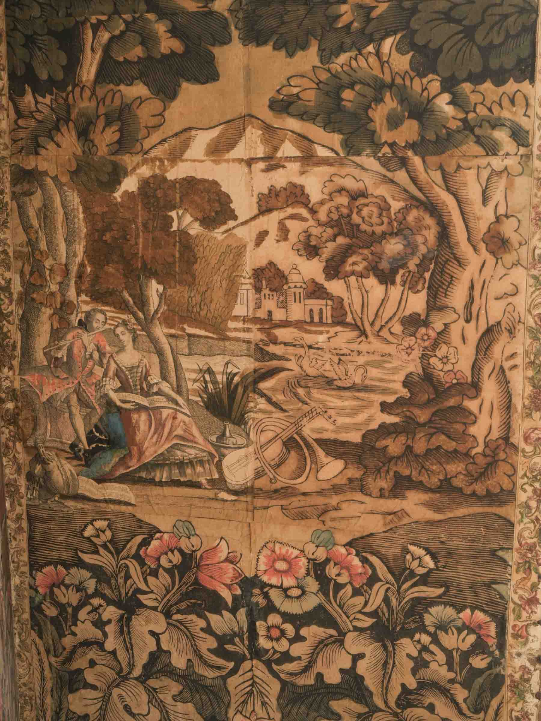 Evocative scenic decorative panel