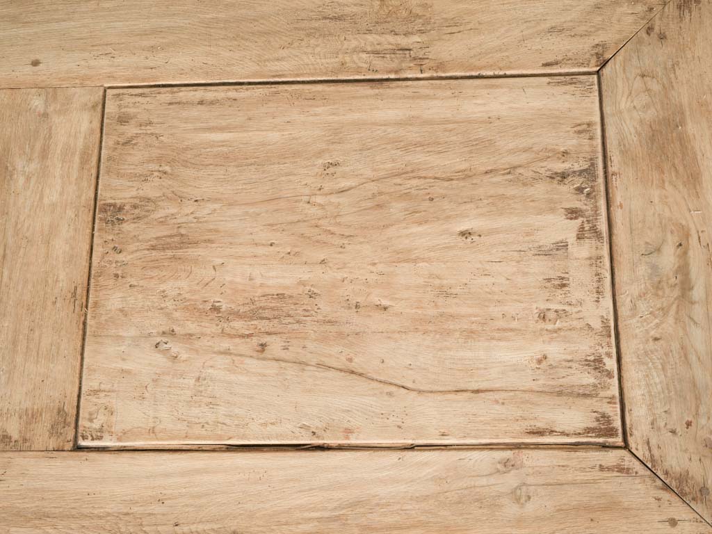 Historical double-column oak dining table