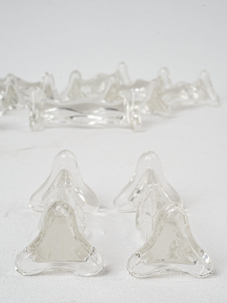 Dynamic visual-effect knife rest set