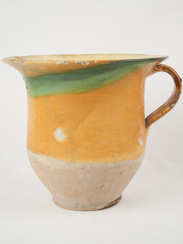 Charming Chanteduc provencal chamber pot