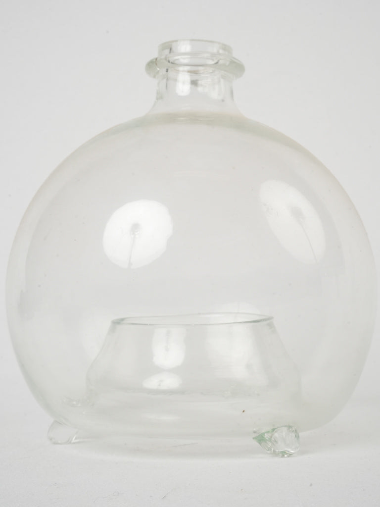 Artisanal glass insect trap