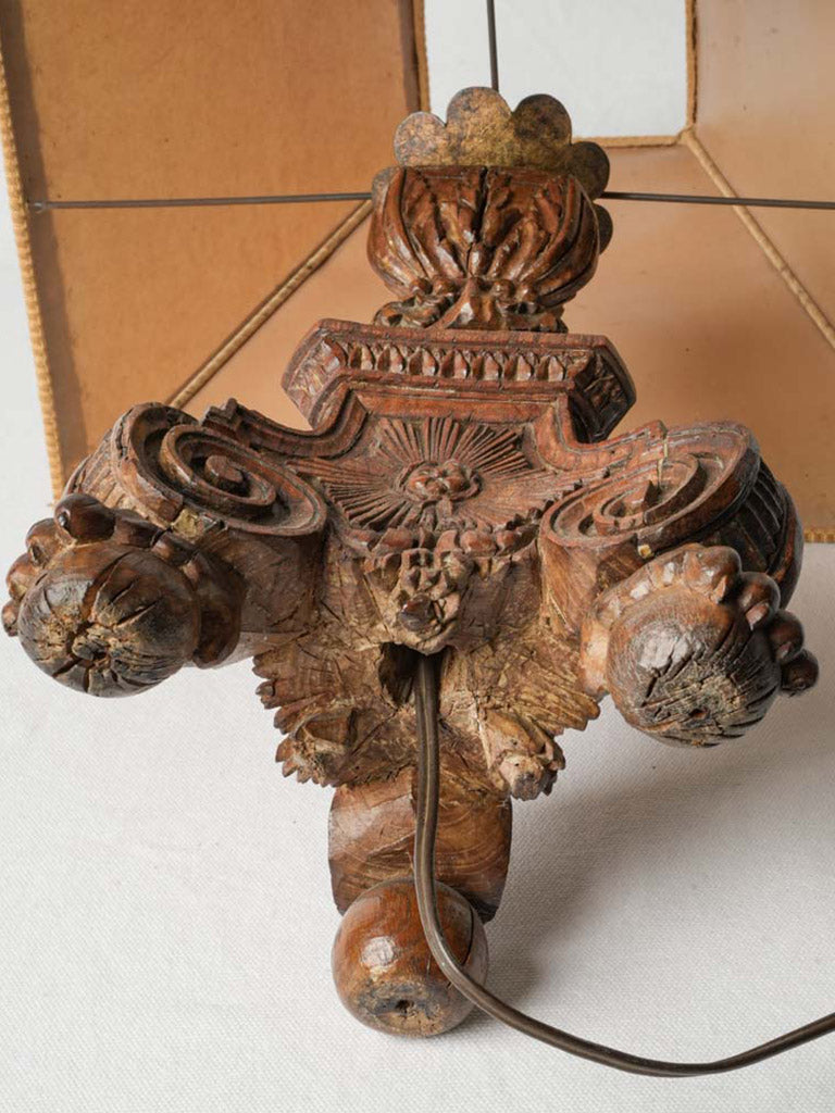 Historical French decorative lamp