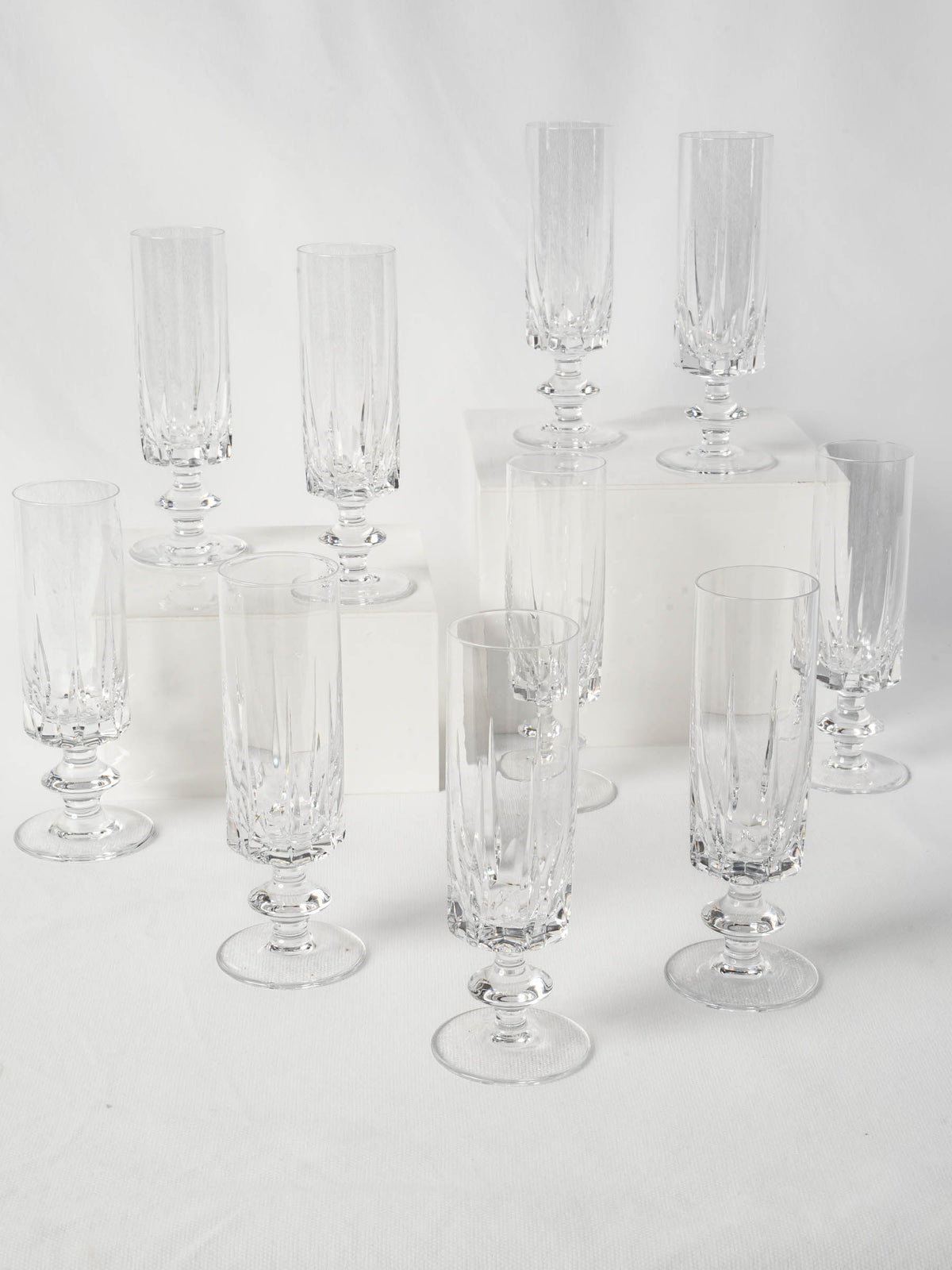 Set of 10 Elegant Cut-Crystal Champagne Flutes - 6¼"