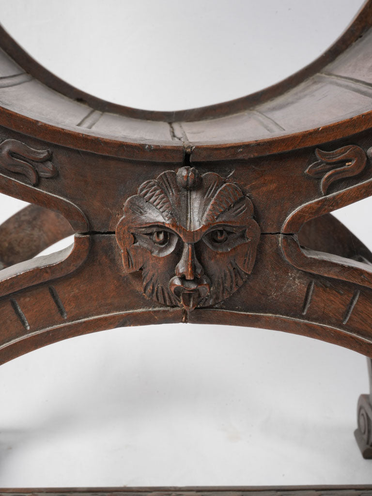 Luxurious theatrical ceremonial chair