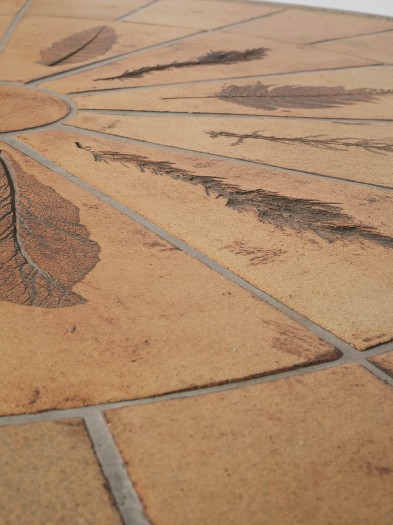 Unique foliage-patterned Capron table