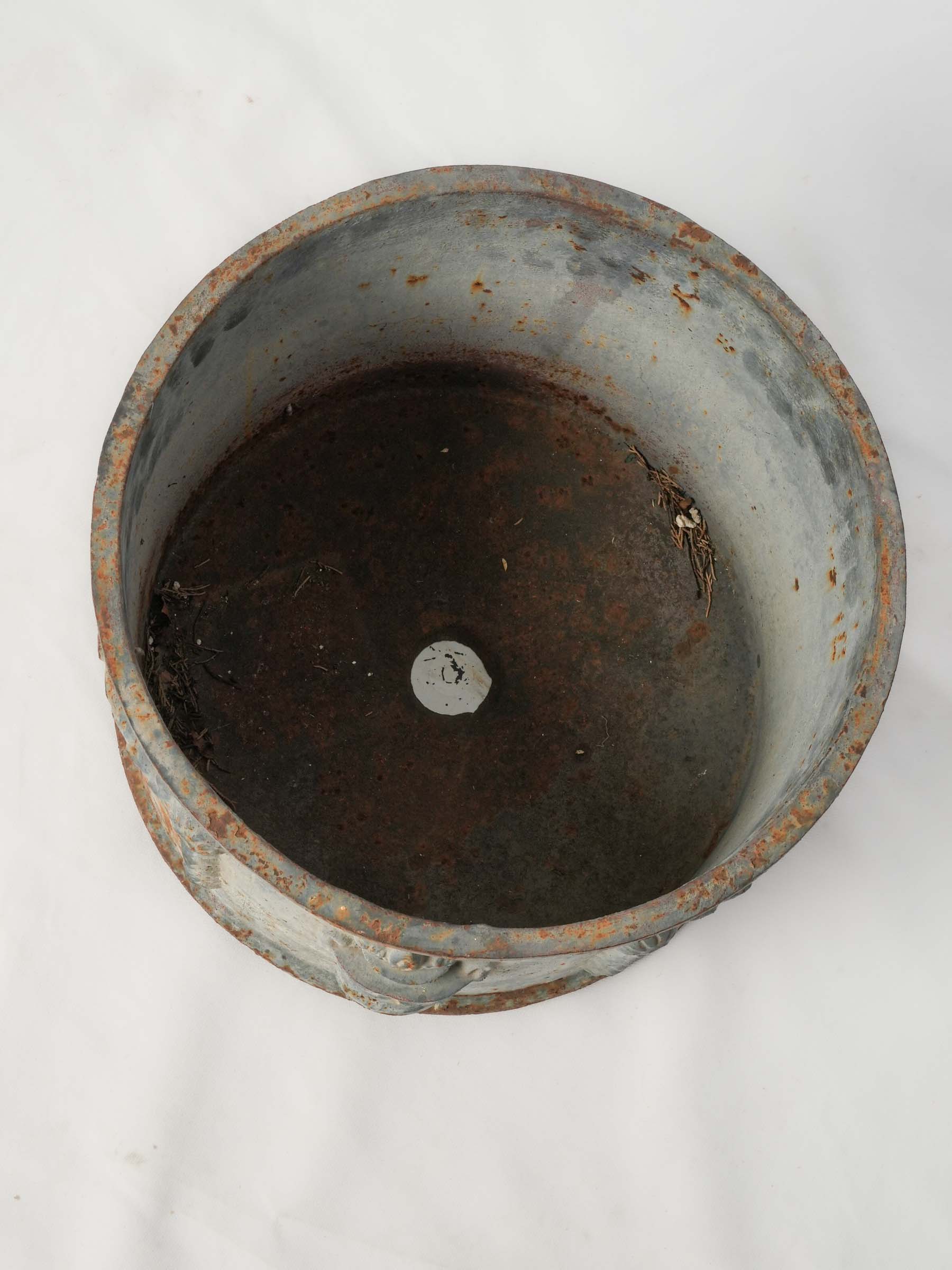 Neoclassical Cast Iron Planter, 20th Century - 10¼" x 14½"