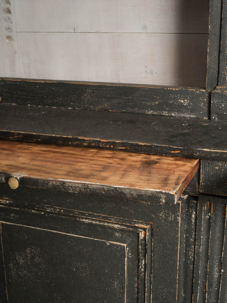 Fluted pilasters French bookcase