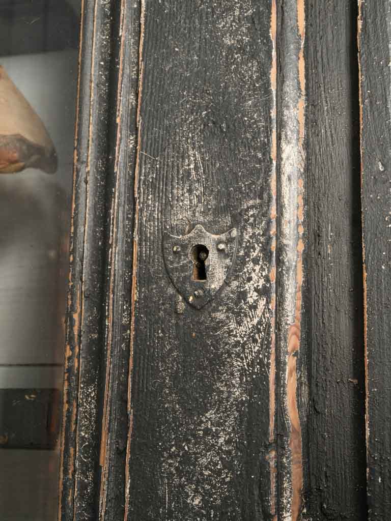 Timeless period-piece hutch vitrine