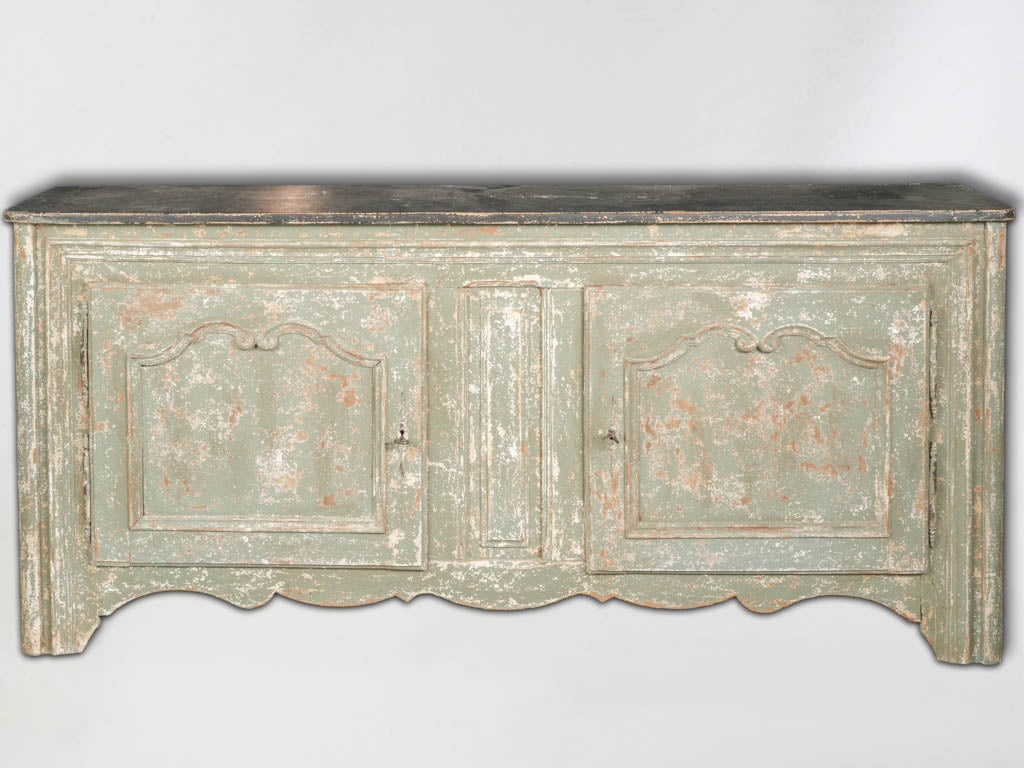 Shallow-depth narrow French buffet