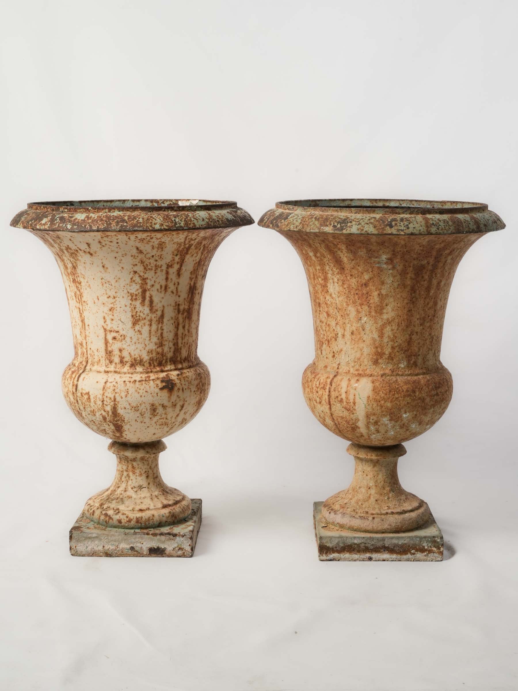 Pair of Neoclassical Cast Iron Medici Urns w/ Rich Oxidized Patina - 21¼" x 15"