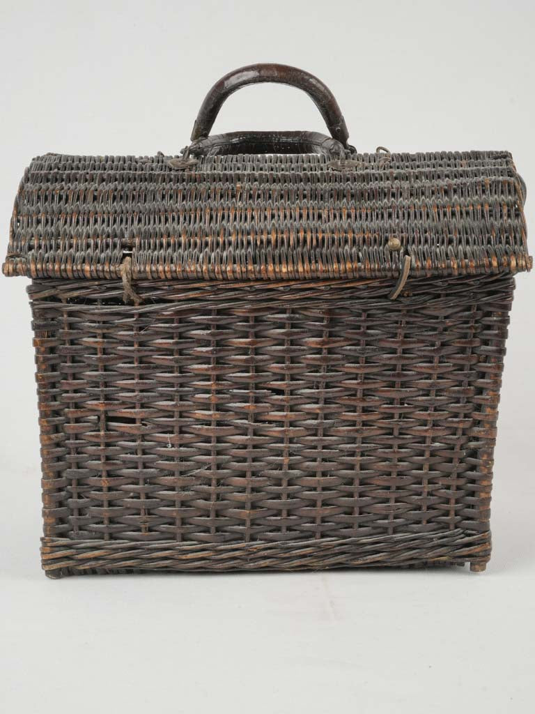 Classic French-style market chicken basket