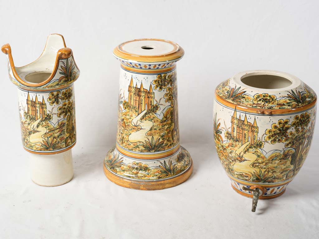 Bold form ceramic water filter