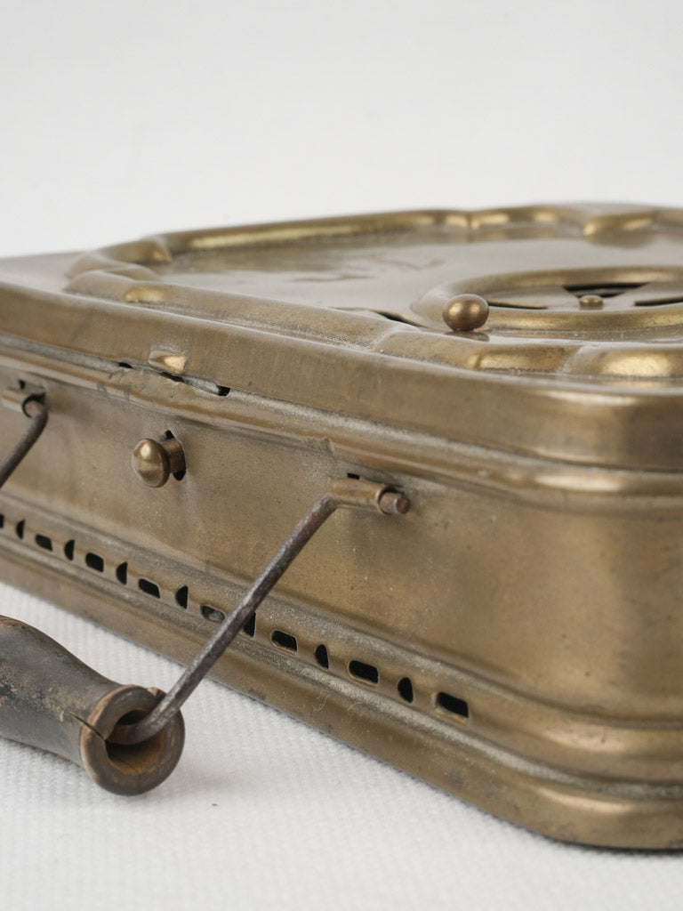 Aged copper chaufferette bed warmer
