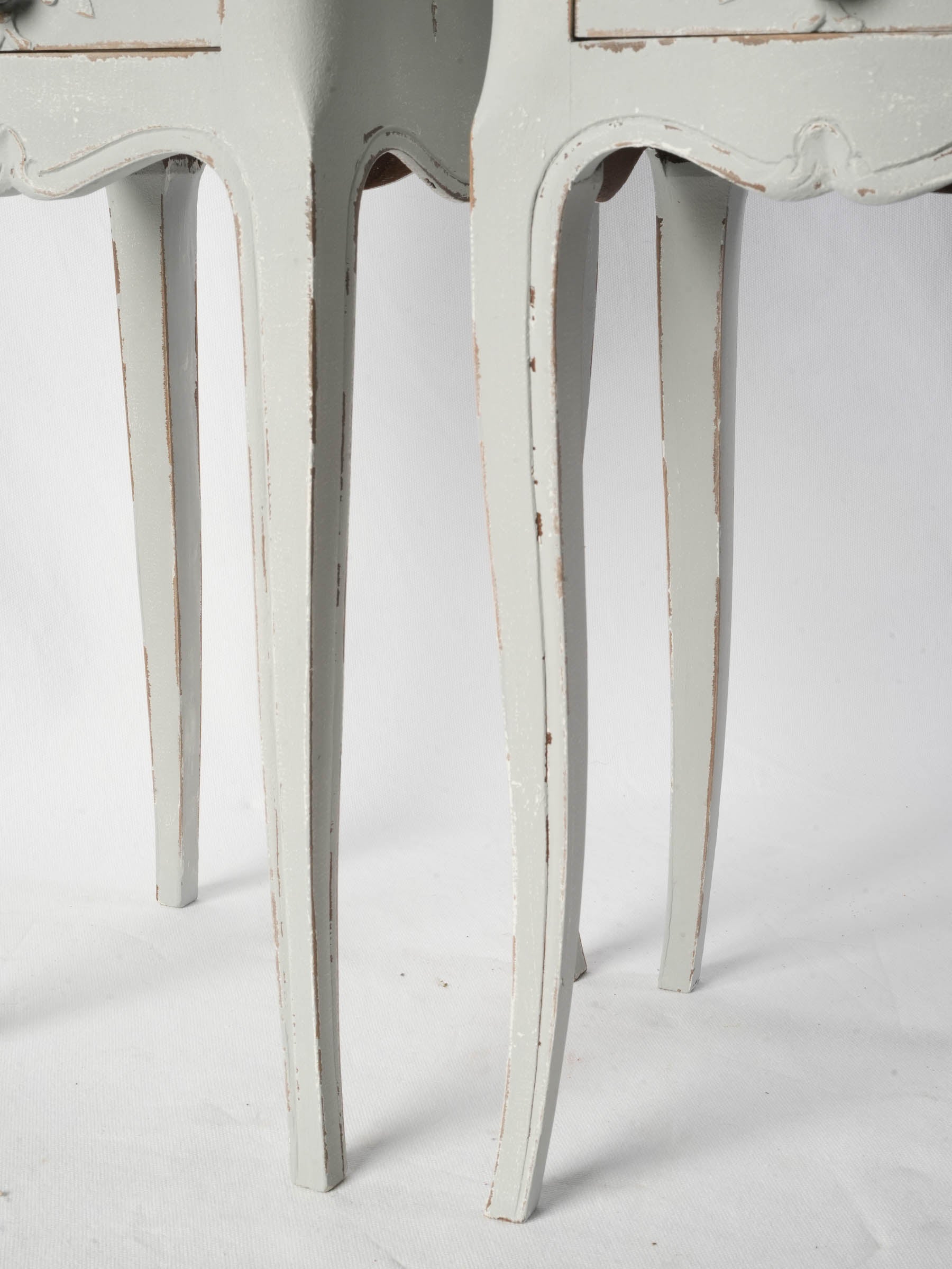 Pair of Petite French Painted Bedside Tables, Mid-20th Century -27½"
