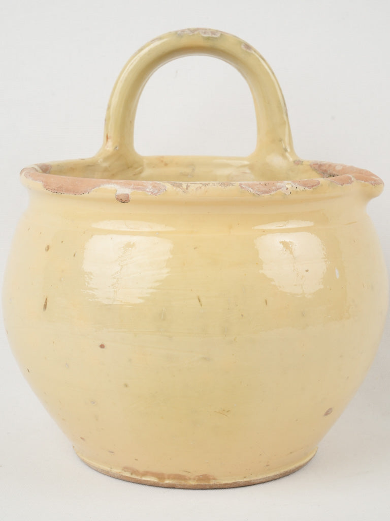 Delightful Provencal milking container