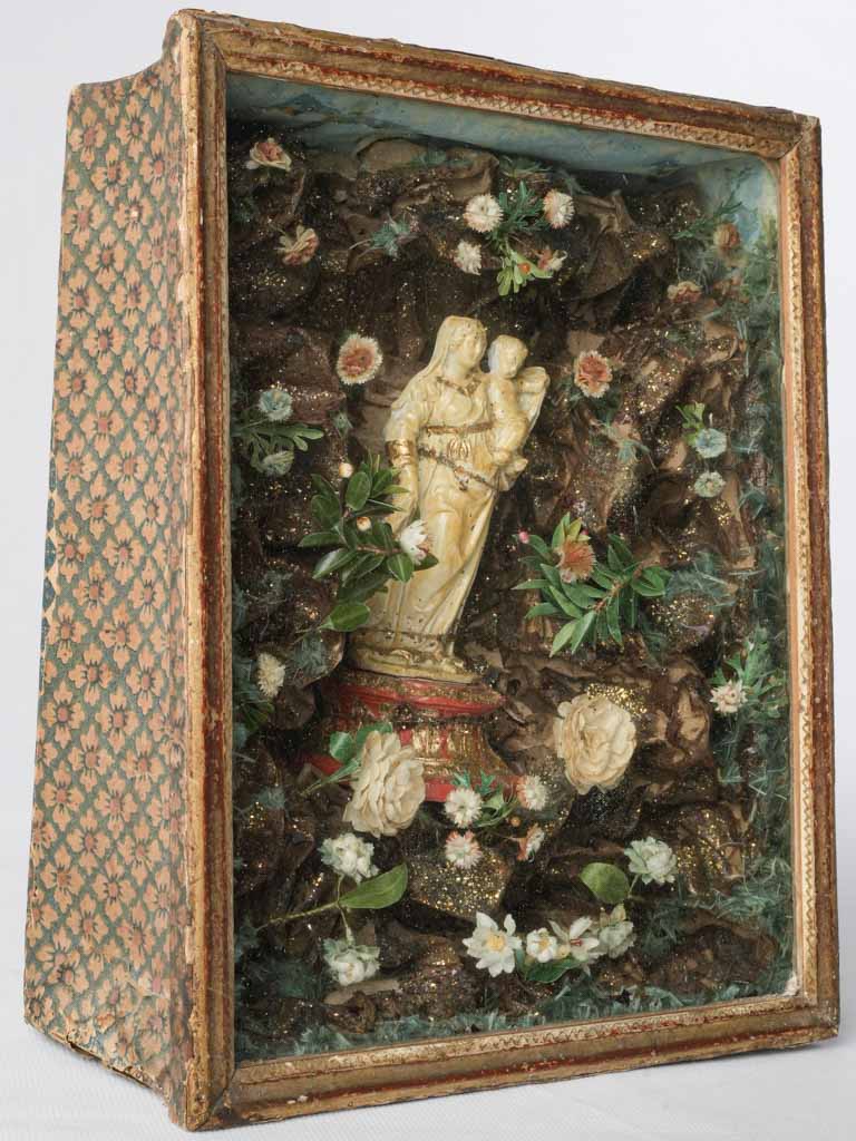 Delicate Devotional Tableau of the Virgin and Child From the Late 18th Century - 10¾"