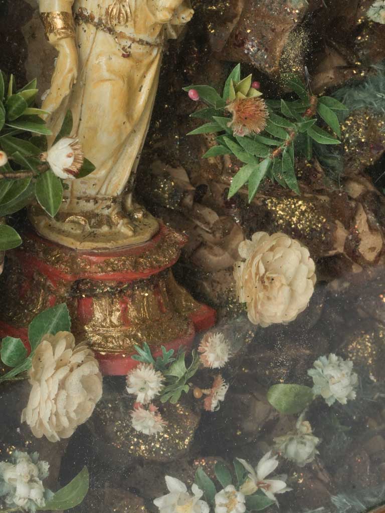 Delicate Devotional Tableau of the Virgin and Child From the Late 18th Century - 10¾"