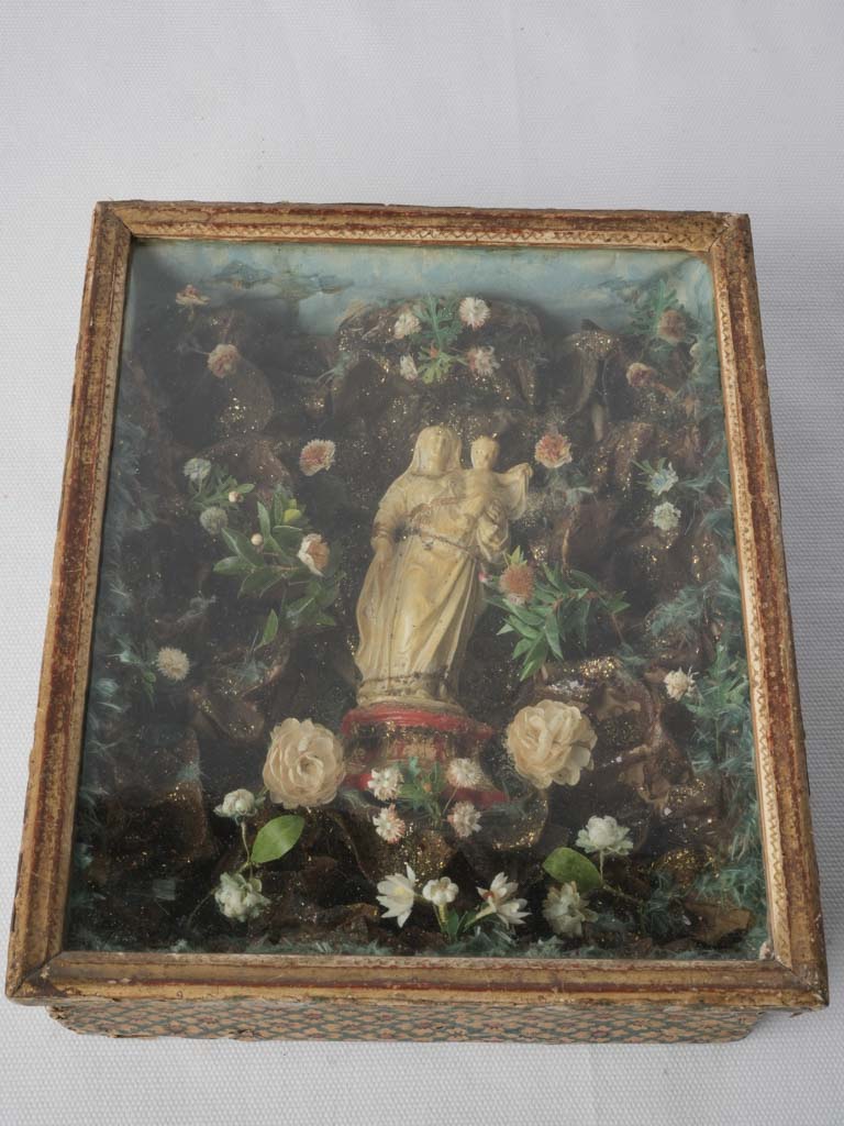Delicate Devotional Tableau of the Virgin and Child From the Late 18th Century - 10¾"