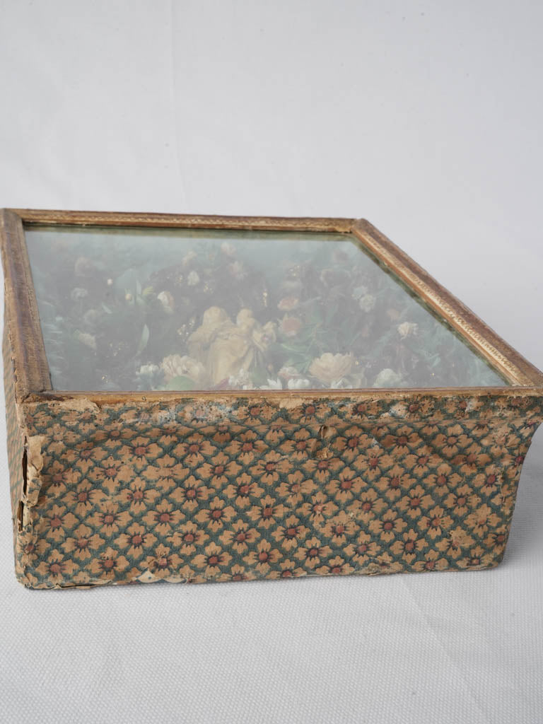 Delicate Devotional Tableau of the Virgin and Child From the Late 18th Century - 10¾"