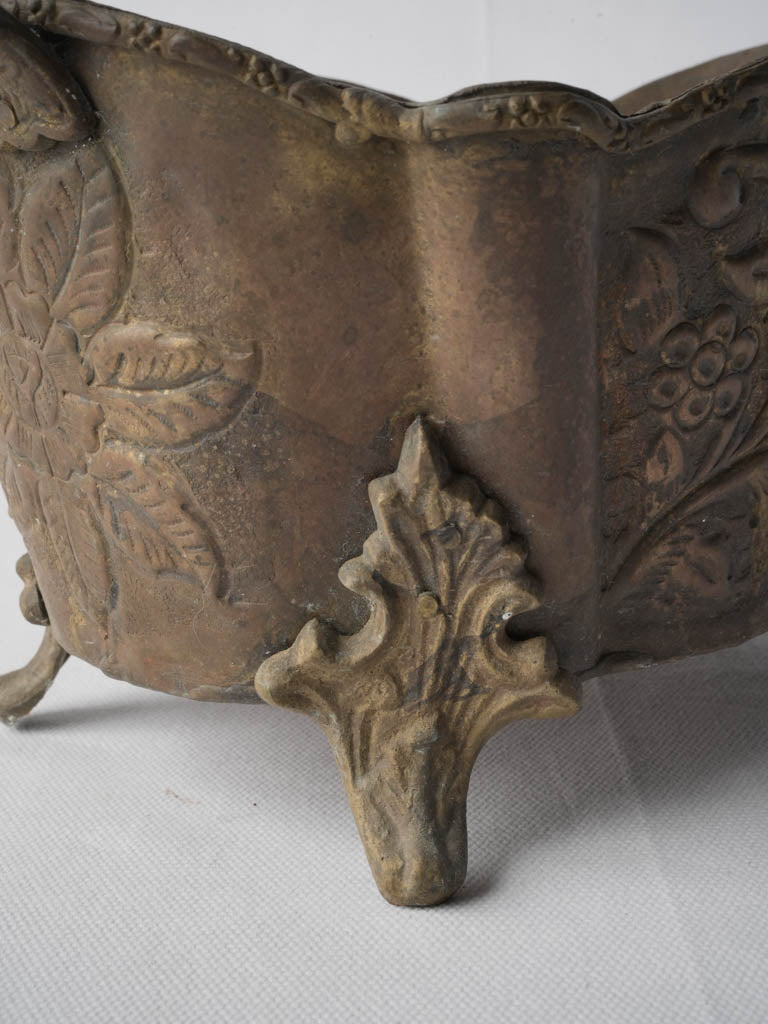 Small foliate feet brass jardinière
