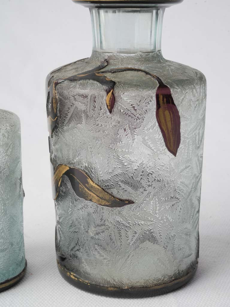 Delicate faceted crystal stoppers