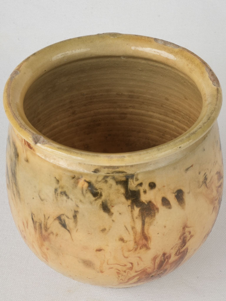 Unique Cliousclat glazed pottery container