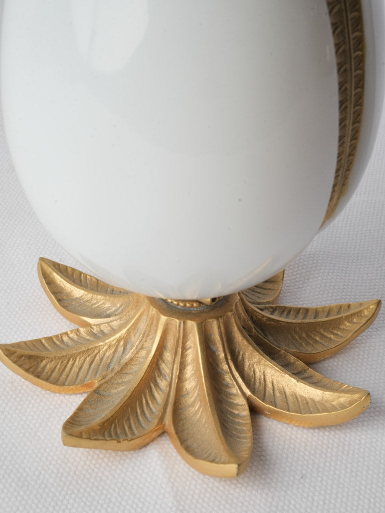 Milky white opaline scent holder