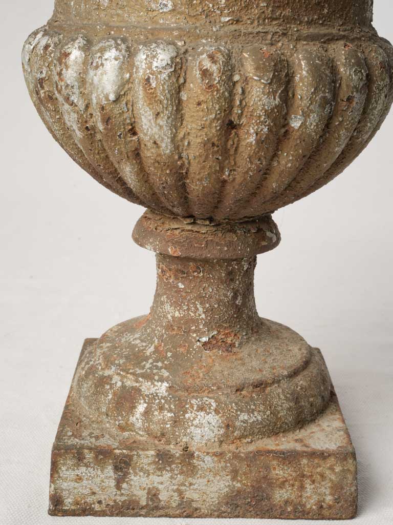 French industrial chic garden accents