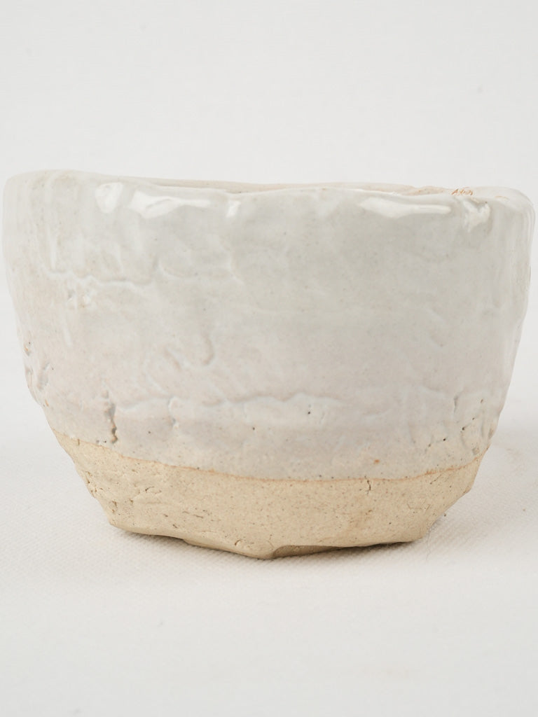 Lovely, age-worn pinch pot